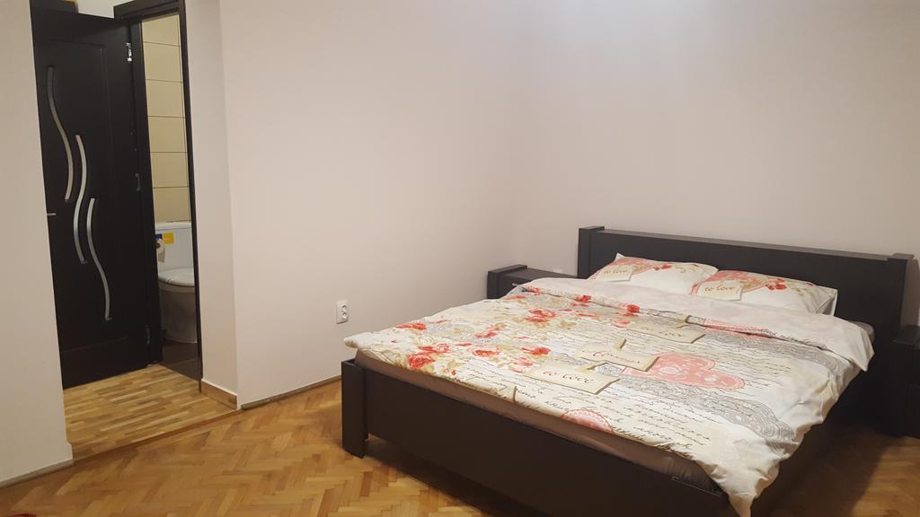 Studio Piata Sfatului - Braszów Zewnętrze zdjęcie